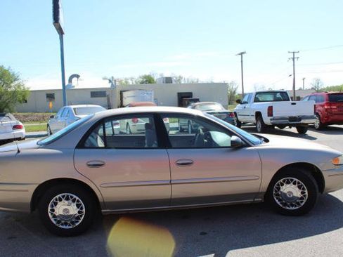 Used 2003 Buick Century Custom w/ Preferred Equipment Group 1SL FWD image 7