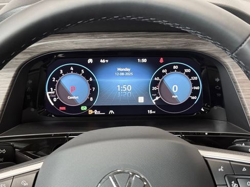 New 2026 Volkswagen Atlas SEL Premium R-Line AWD/4WD image 17