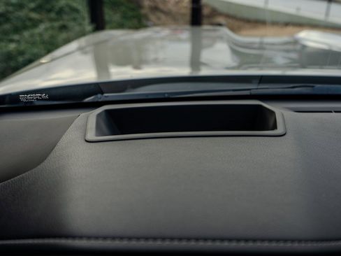 Used 2023 Lexus LX 600 4WD w/ Luxury Package image 10