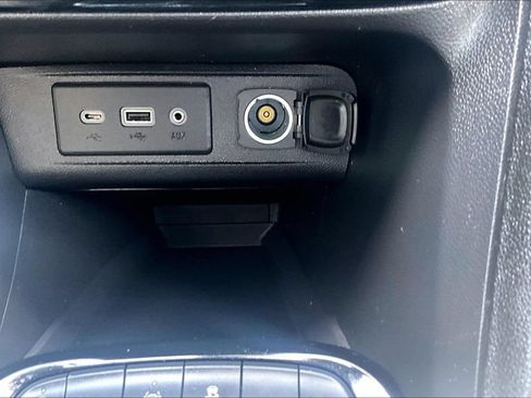 Used 2020 Buick Encore GX Preferred w/ Sport Touring Package FWD image 33