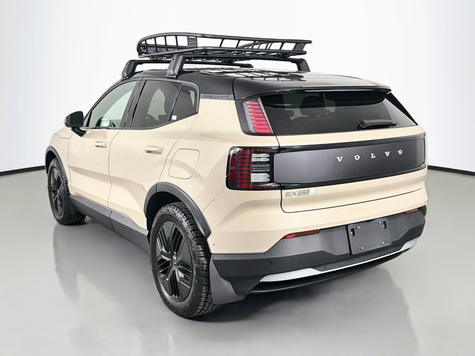 Certified 2026 Volvo EX30 Cross Country Ultra AWD/4WD image 8