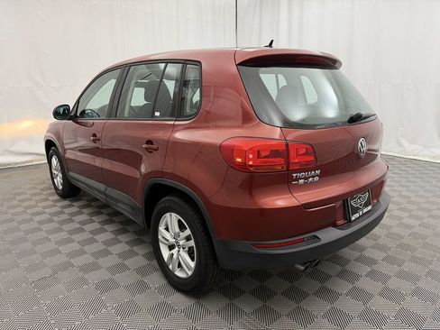 Used 2013 Volkswagen Tiguan S image 7