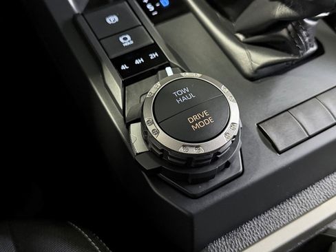 Used 2024 Toyota Tacoma TRD Sport image 35