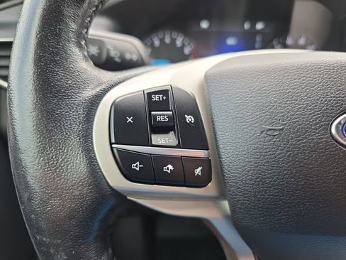 Used 2021 Ford Explorer XLT w/ Equipment Group 202A RWD image 20