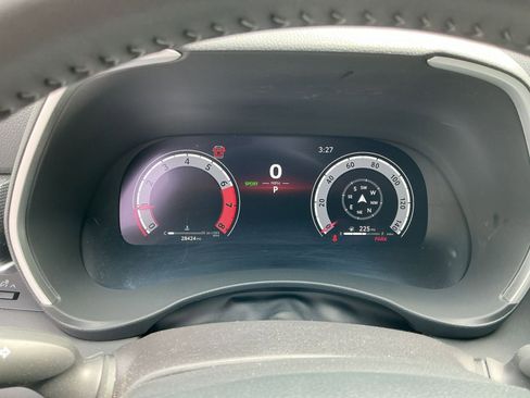 Used 2025 Toyota Highlander XSE AWD/4WD image 38