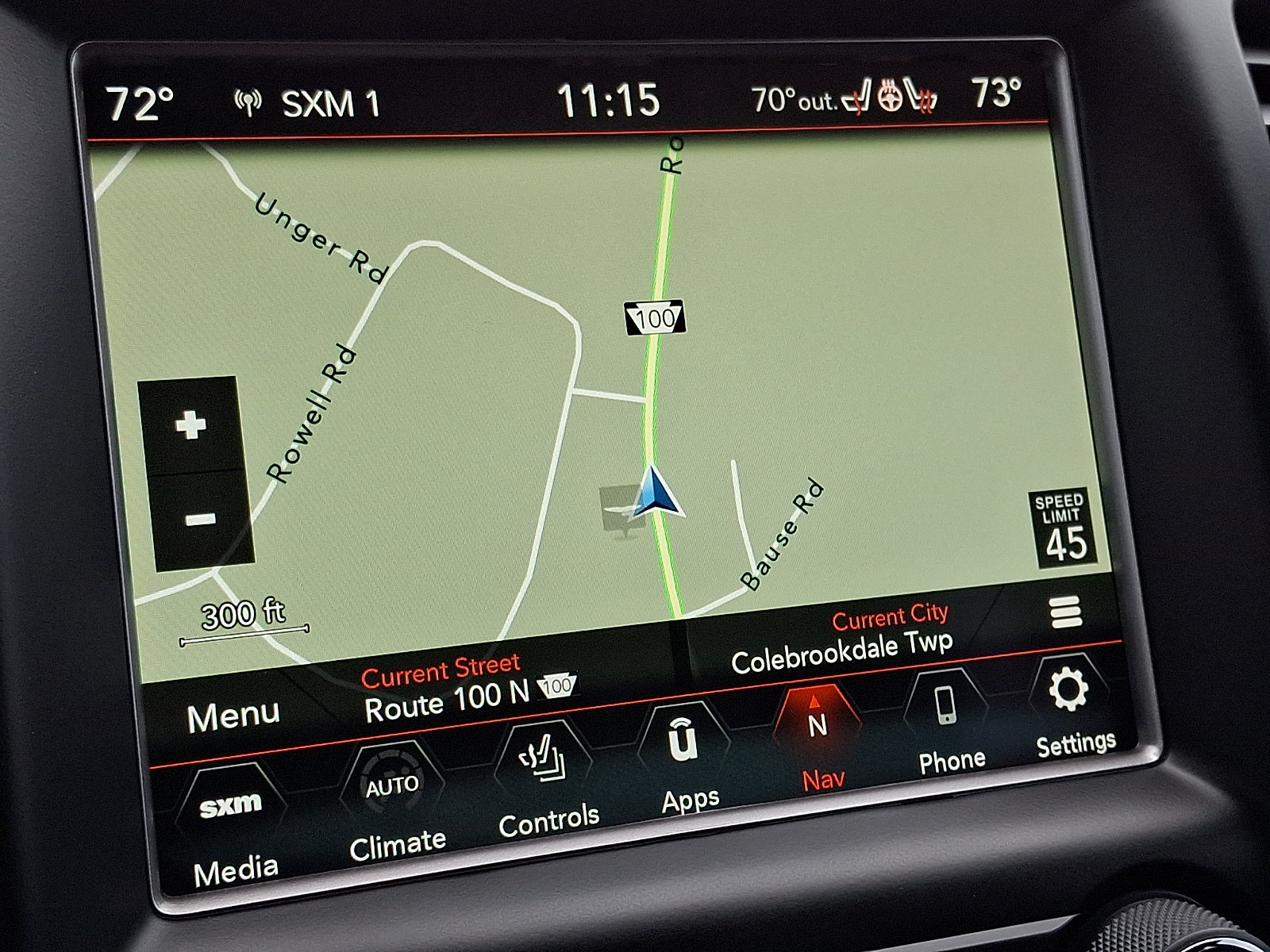 Used 2018 Jeep Grand Cherokee Altitude AWD/4WD image 17