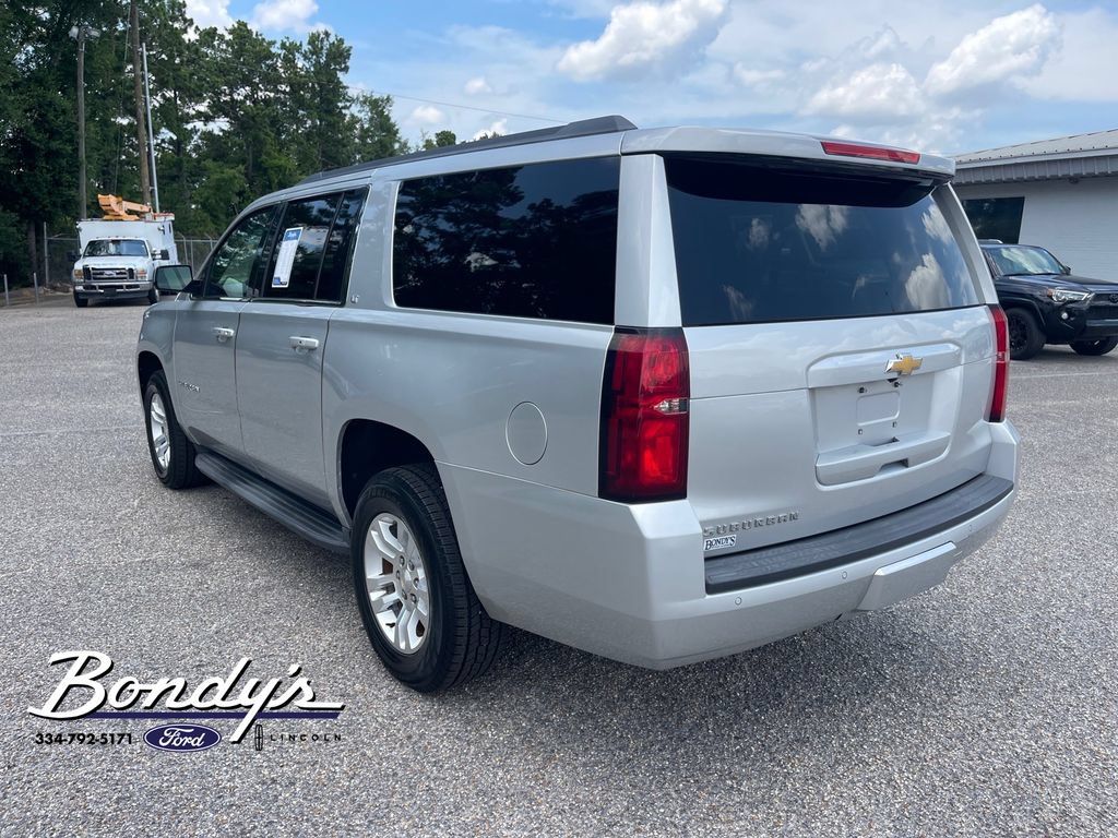 Used 2017 Chevrolet Suburban LT w/ Luxury Package RWD image 12