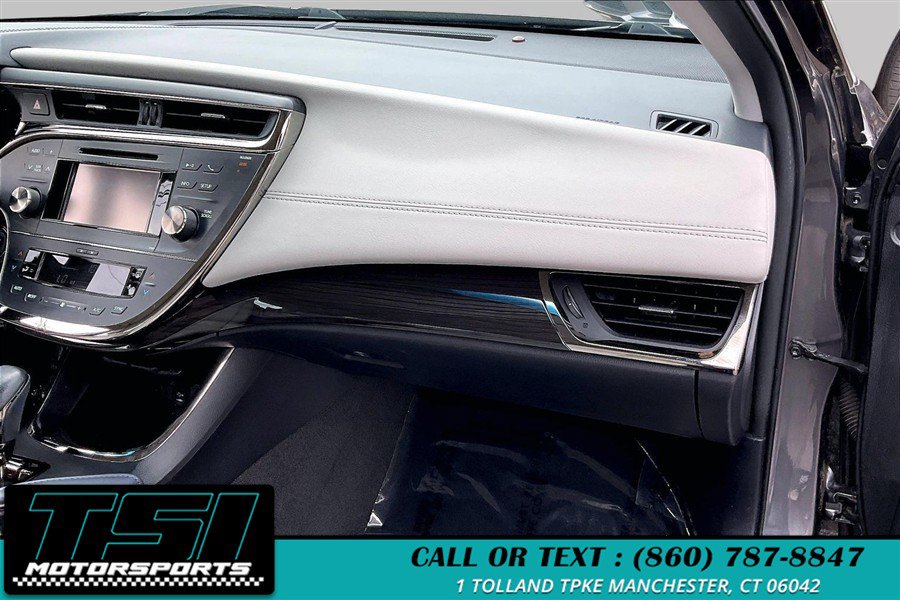 Used 2013 Toyota Avalon XLE Premium FWD image 17