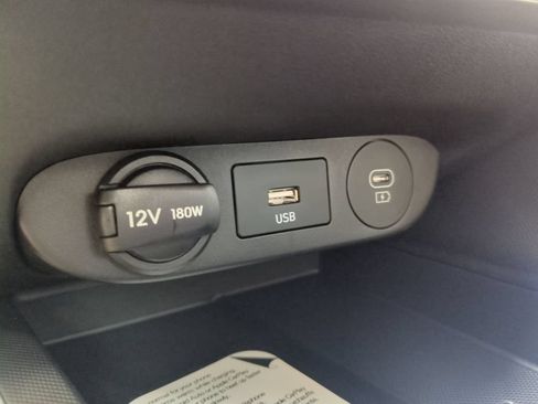 New 2026 Hyundai Elantra Limited FWD image 26