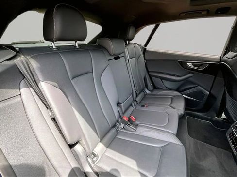 Used 2023 Audi Q8 Premium Plus w/ Premium Plus Package AWD/4WD image 29