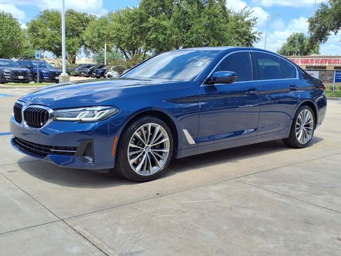 Used 2022 BMW 530i w/ Convenience Package RWD image 22