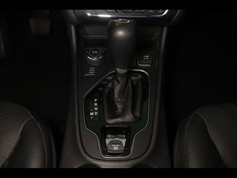 Used 2020 Jeep Cherokee Limited AWD/4WD image 27