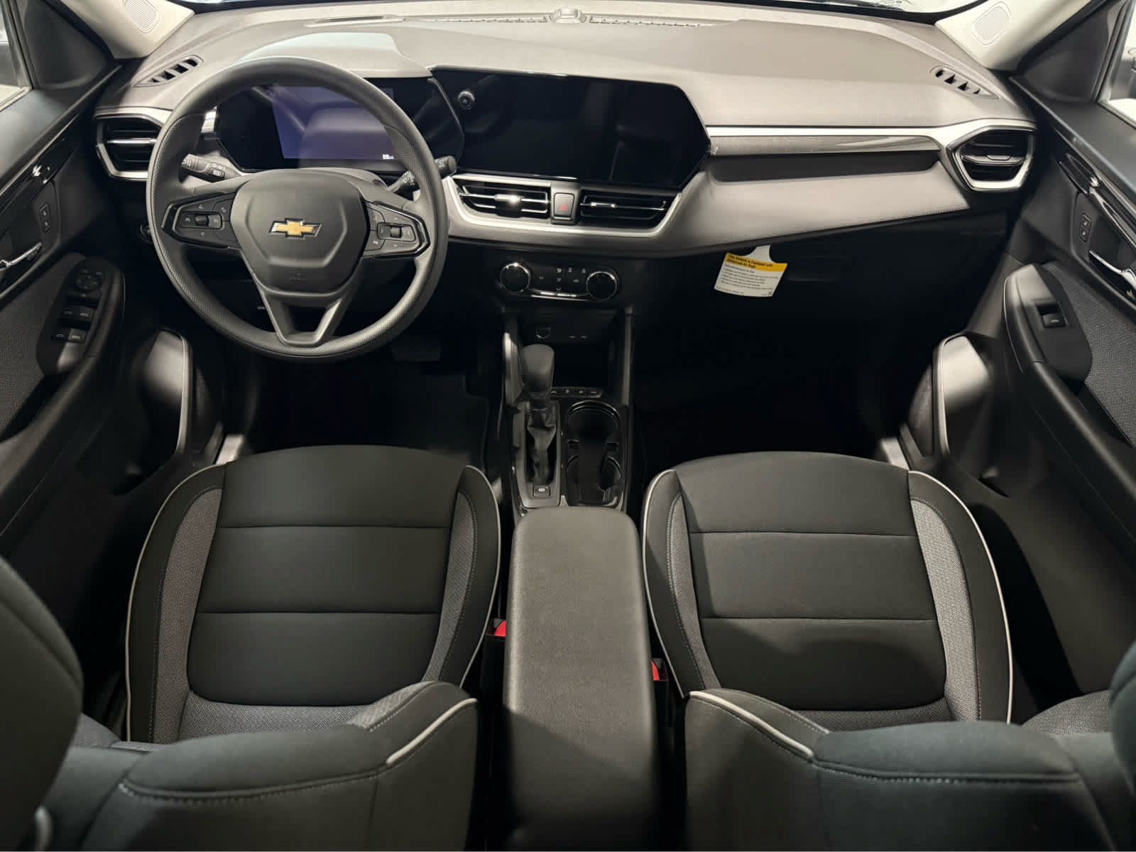 Used 2026 Chevrolet TrailBlazer LS w/ LS Convenience Package AWD/4WD image 14