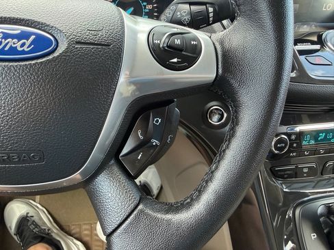 Used 2014 Ford Escape Titanium w/ Equipment Group 401A FWD image 27