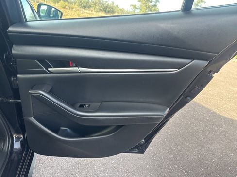Used 2021 MAZDA MAZDA3 s FWD image 16