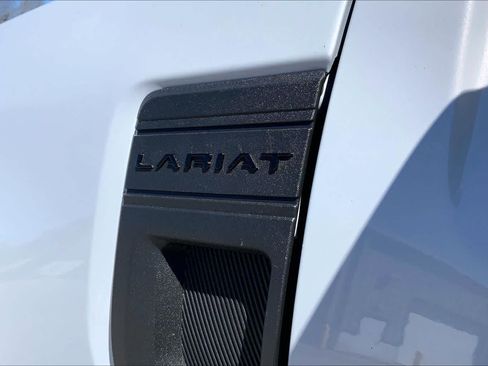 New 2026 Ford Maverick Lariat w/ Black Appearance Package image 15