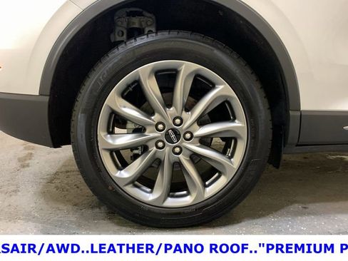 Used 2022 Lincoln Corsair AWD w/ Premium Package image 16