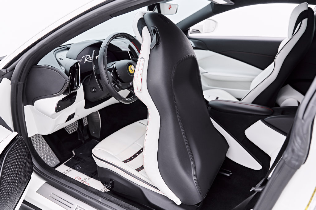 Used 2022 Ferrari Roma RWD image 54