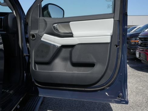 New 2027 Ford Expedition Max Platinum AWD/4WD image 26
