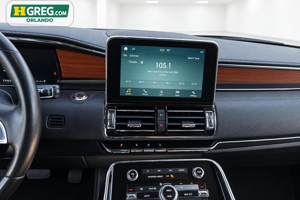 Used 2019 Lincoln Navigator Reserve AWD/4WD image 13