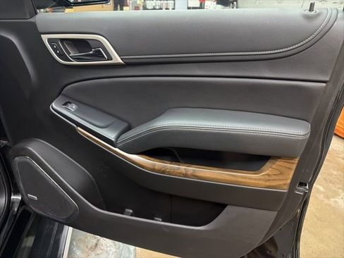 Used 2019 GMC Yukon Denali w/ Denali Ultimate Package image 30