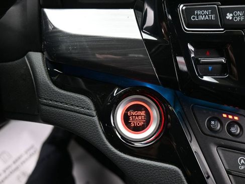 Used 2023 Honda Odyssey Elite image 32