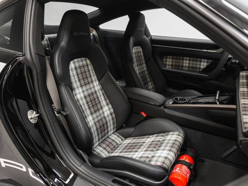 Certified 2025 Porsche 911 Turbo S AWD/4WD image 48