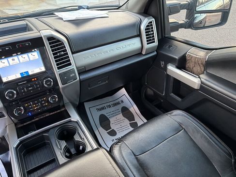 Used 2017 Ford F350 Lariat w/ Lariat Value Package image 31