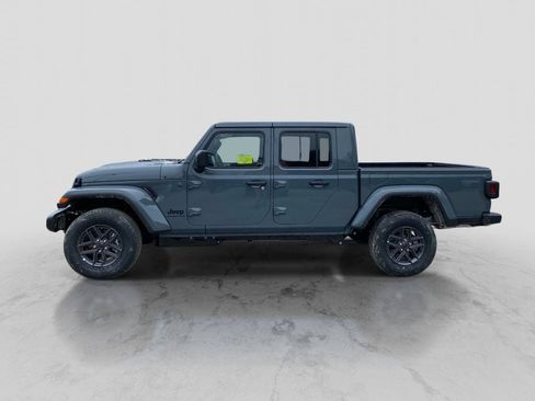 New 2026 Jeep Gladiator Sport AWD/4WD image 2