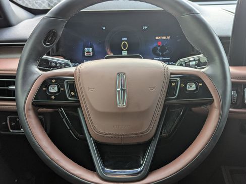 Used 2025 Lincoln Aviator Reserve w/ Illumination Package image 20