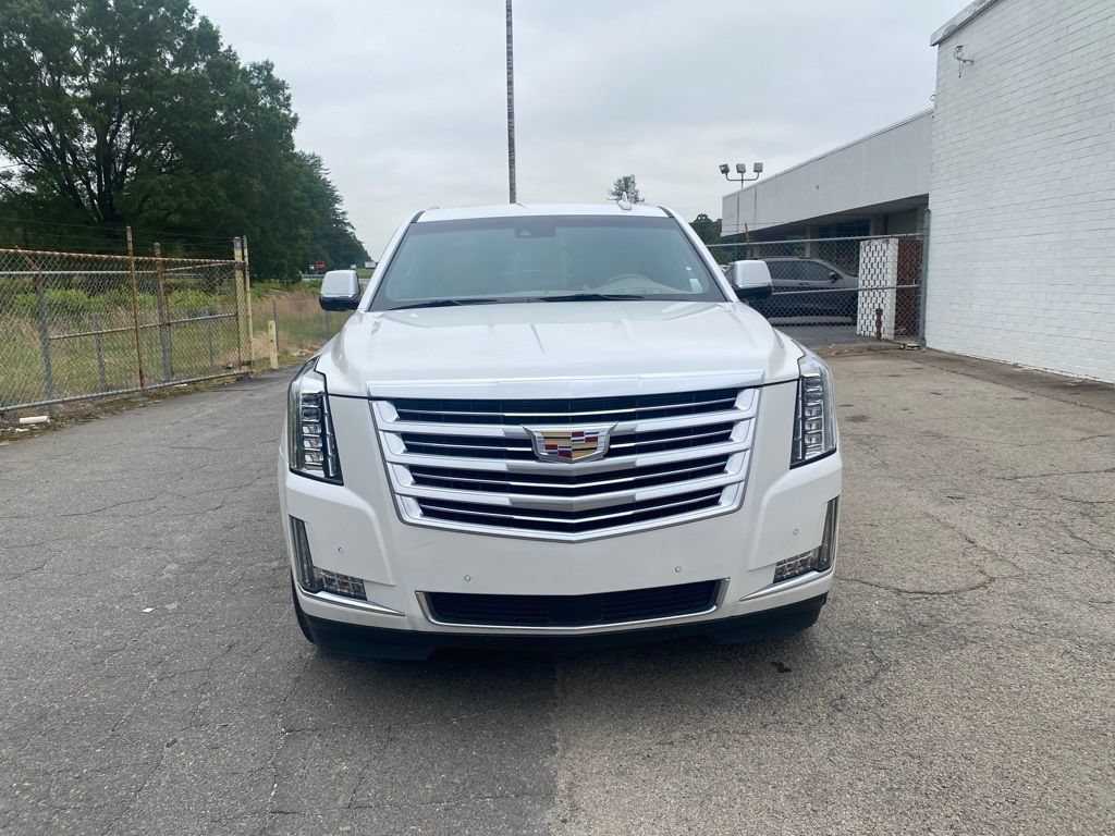 Used 2019 Cadillac Escalade Platinum AWD/4WD image 3