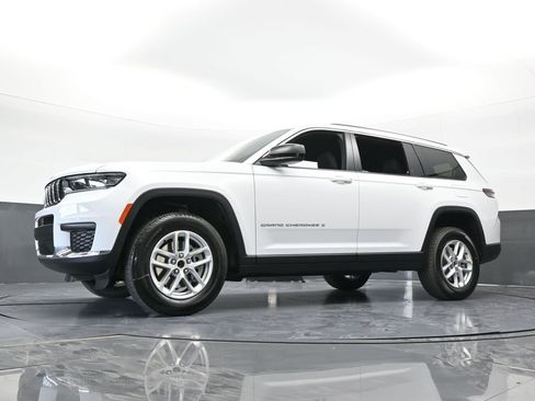 New 2026 Jeep Grand Cherokee L Laredo image 52