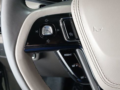 Used 2020 Lincoln Aviator Reserve w/ Equipment Group 201A image 28