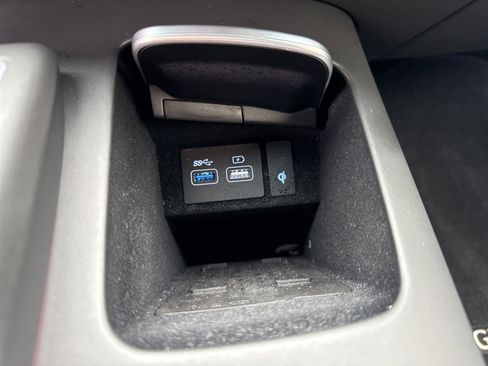 Used 2025 Genesis GV70 3.5T Sport w/ Sport Prestige Package image 28