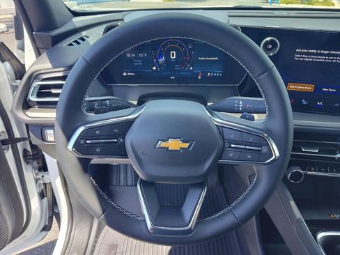 New 2026 Chevrolet Traverse LT FWD image 10