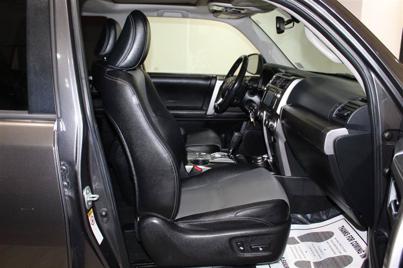 Used 2014 Toyota 4Runner SR5 Premium AWD/4WD image 27
