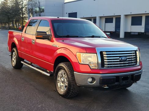 Used 2012 Ford F150 XLT w/ XTR Pkg image 5