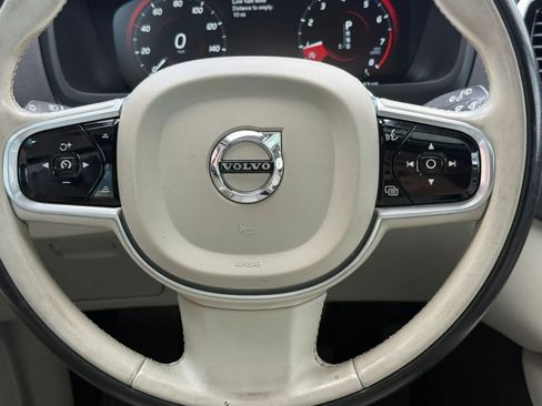 Used 2017 Volvo XC90 T6 Momentum AWD/4WD image 57