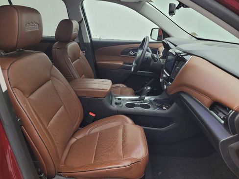 Used 2018 Chevrolet Traverse High Country AWD/4WD image 21