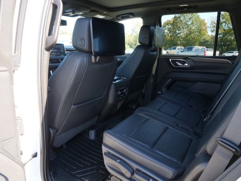 Certified 2021 Chevrolet Tahoe Z71 w/ Rear Media and Nav Package image 16