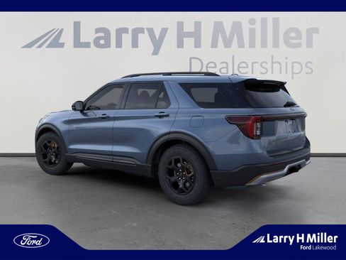 New 2026 Ford Explorer Tremor AWD/4WD image 4