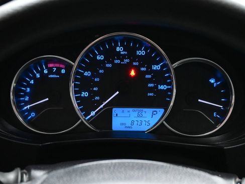 Used 2015 Toyota Corolla LE FWD image 25