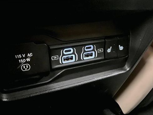 Used 2023 Jeep Grand Cherokee 4WD 4xe image 33