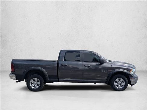Used 2020 RAM 1500 Classic SLT RWD image 4
