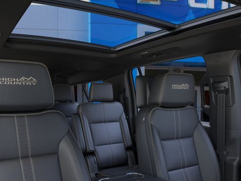 New 2026 Chevrolet Suburban High Country AWD/4WD image 24