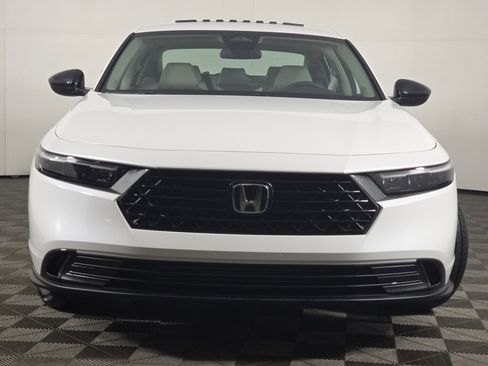 New 2025 Honda Accord SE image 5