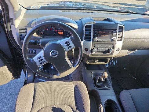 Used 2018 Nissan Frontier S image 13