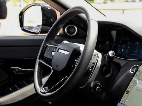New 2026 Land Rover Range Rover Evoque S AWD/4WD image 20
