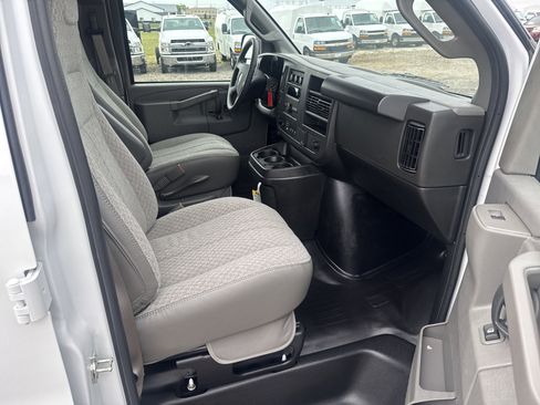 New 2025 Chevrolet Express 2500 w/ Driver Convenience Package image 10