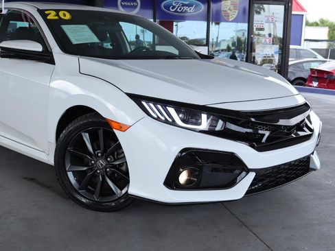 Used 2020 Honda Civic EX image 2
